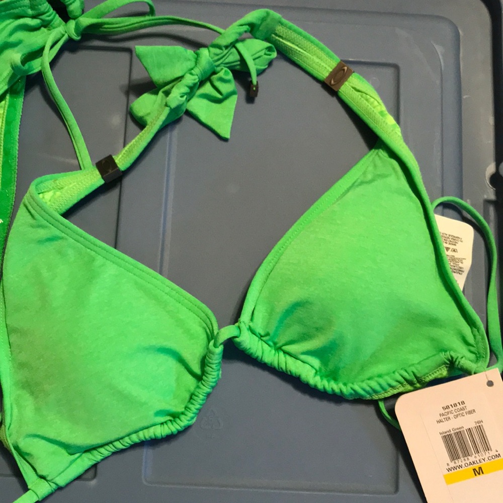 Oakley size medium swimsuit